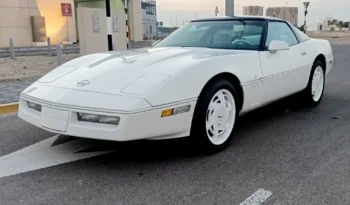 1984 Corvette C4 white | Classic Cars in UAE