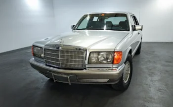 1988 Mercedes-Benz 560 SEL