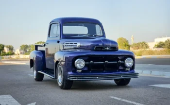 1952 Ford F1 Pickup: Classic American Truck in Blue