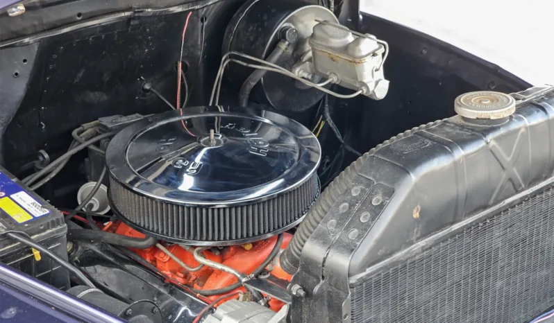 
								1952 Ford F1 Pickup: Classic American Truck in Blue full									