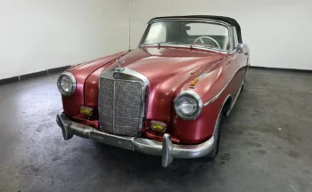 Classic Car 1957 Mercedes Benz 220S Cabriolet in Maroon