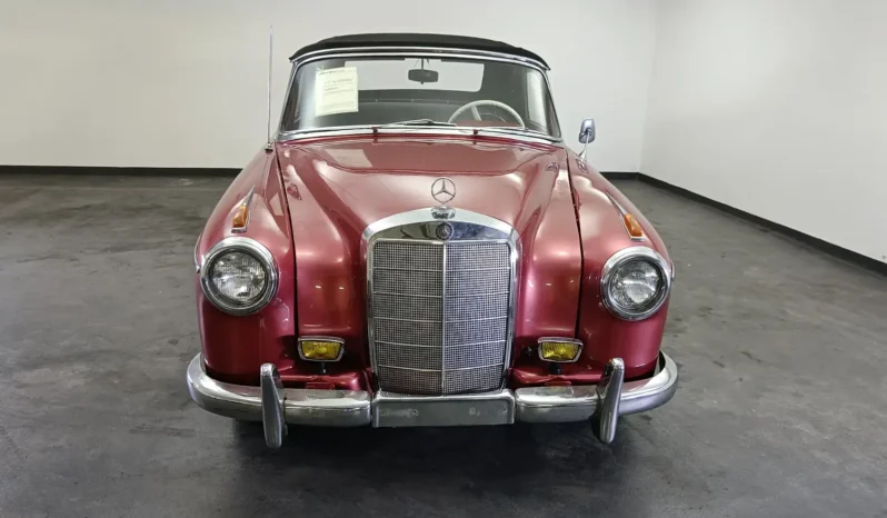 Classic Car 1957 Mercedes Benz 220S Cabriolet in Maroon