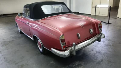 Classic Car 1957 Mercedes Benz 220S Cabriolet in Maroon