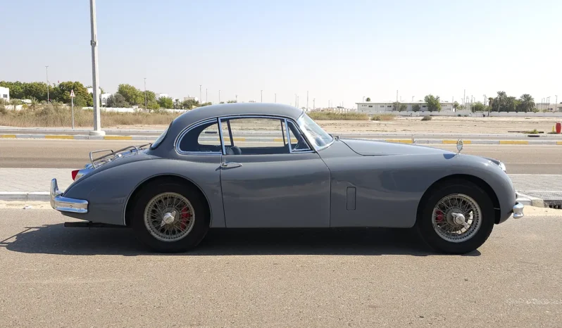 
								Classic Car 1961 Jaguar XK150 in Elegant Gray full									