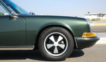 
									1970 Porsche 911 Coupe in Green full								