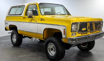 
									Classic Off-Road Car 1977 Chevrolet K5 Blazer Cheyenne full								