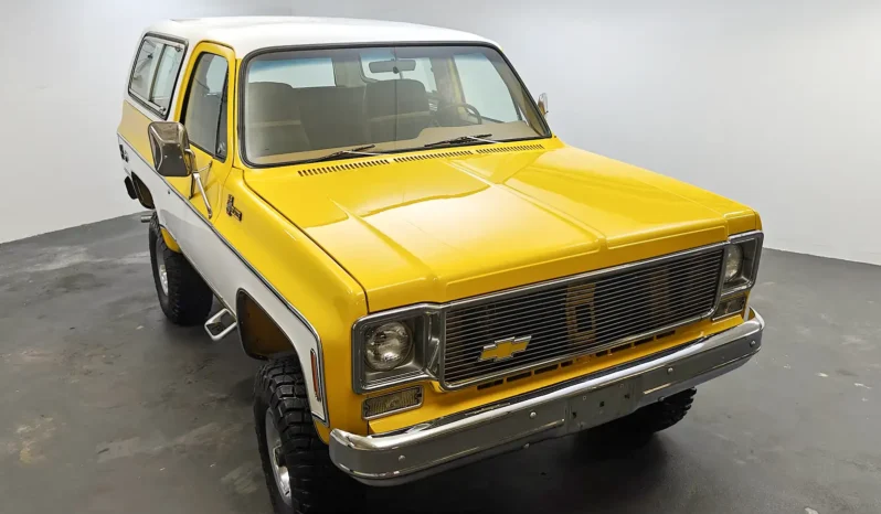 Classic Off-Road Car 1977 Chevrolet K5 Blazer Cheyenne